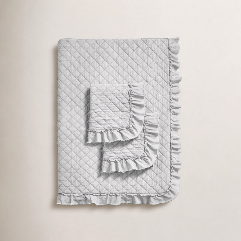 Bashira Modern & Contemporary Polyester Quilt, Twin Quilt + 1 Twin  Shams, Light Grey