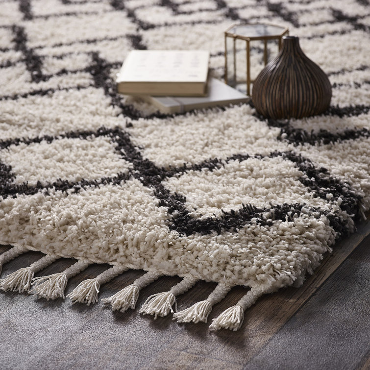 Peugeot Geometric Shaggy Ivory/Charcoal Rug
