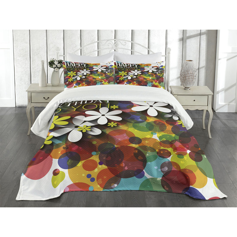 White Quilted Queen Bedspread Set with Pillow Shams