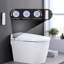 Toilette intelligente à buse autonettoyante, séchage à l'air chaud, commande à bouton latéral. Céramique, largeur de 15,59 po, poids du colis de 100,31 lb, nuit, siège chauffant. Blanc 18,98 po de hauteur, poids