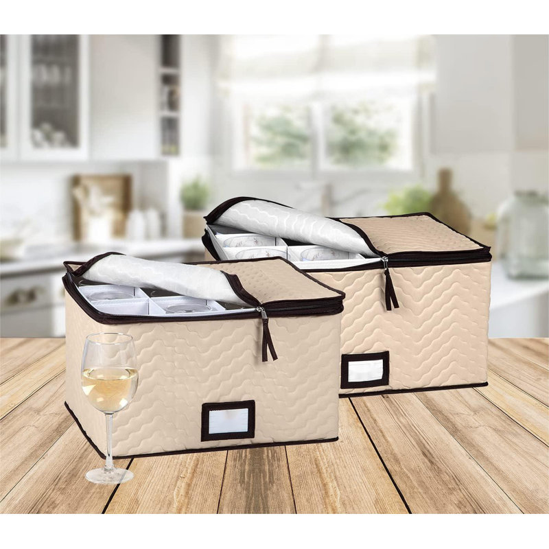 Rangement en tissu pour verres à pied