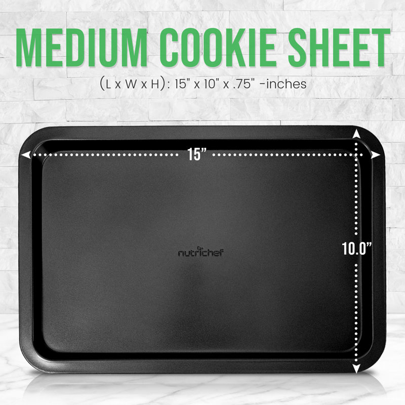 Plaque à biscuits antiadhésive de 15 po de qualité commerciale en métal au carbone de qualité commerciale gris moyen, compatible avec le modèle NCBS10S