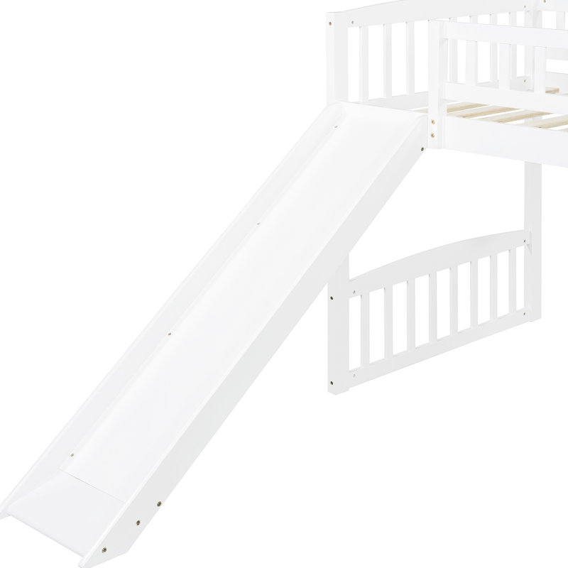 Lit mezzanine simple avec glissade - Blanc, bois massif pour une vie paisible avec une glissade blanche, maximisant l'espace pour les familles en pleine croissance