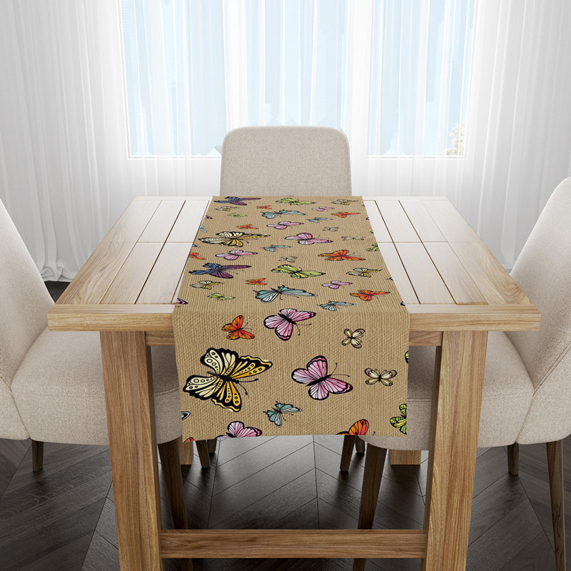 Strasburg Table Runner