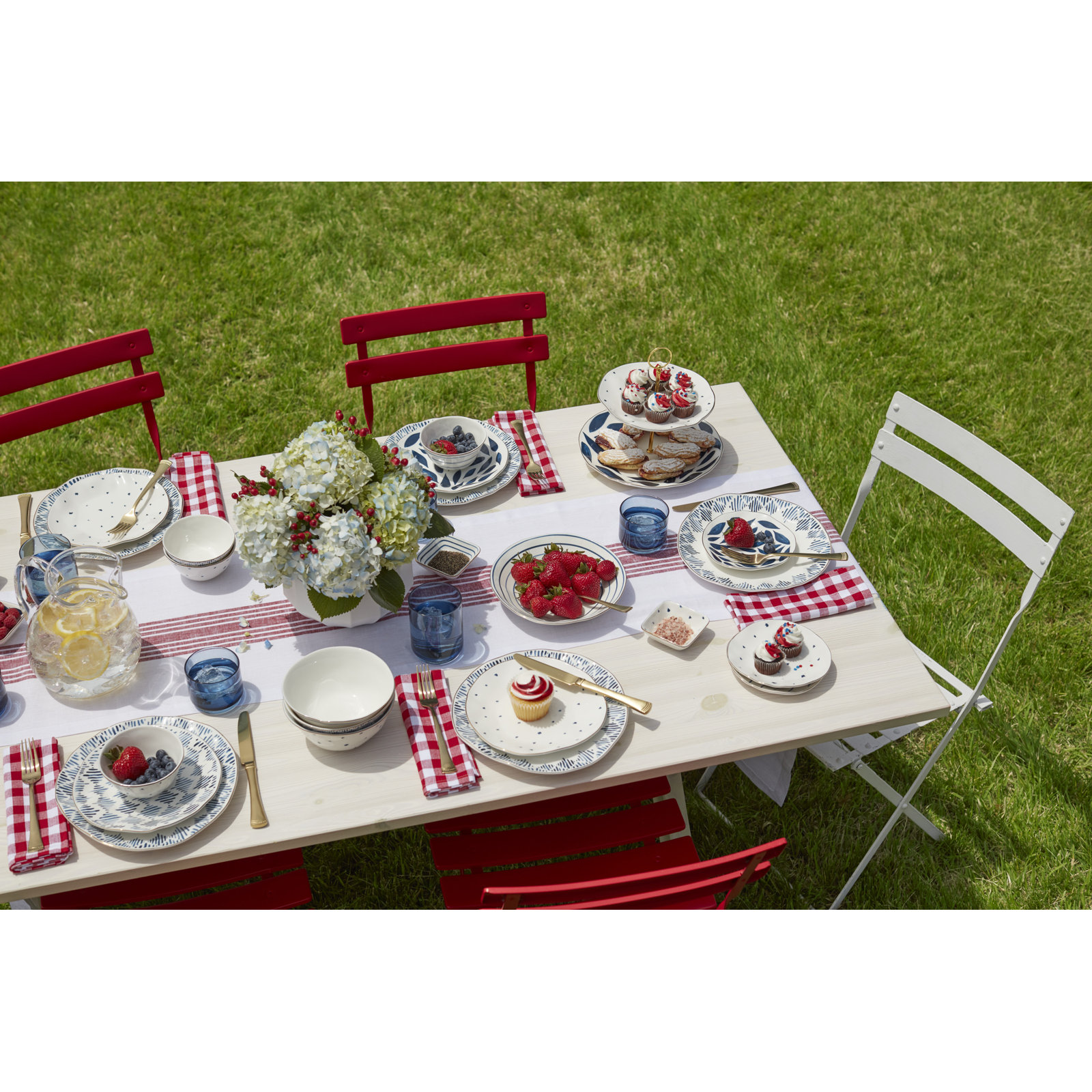 Blue Bay Porcelain Dinnerware Set