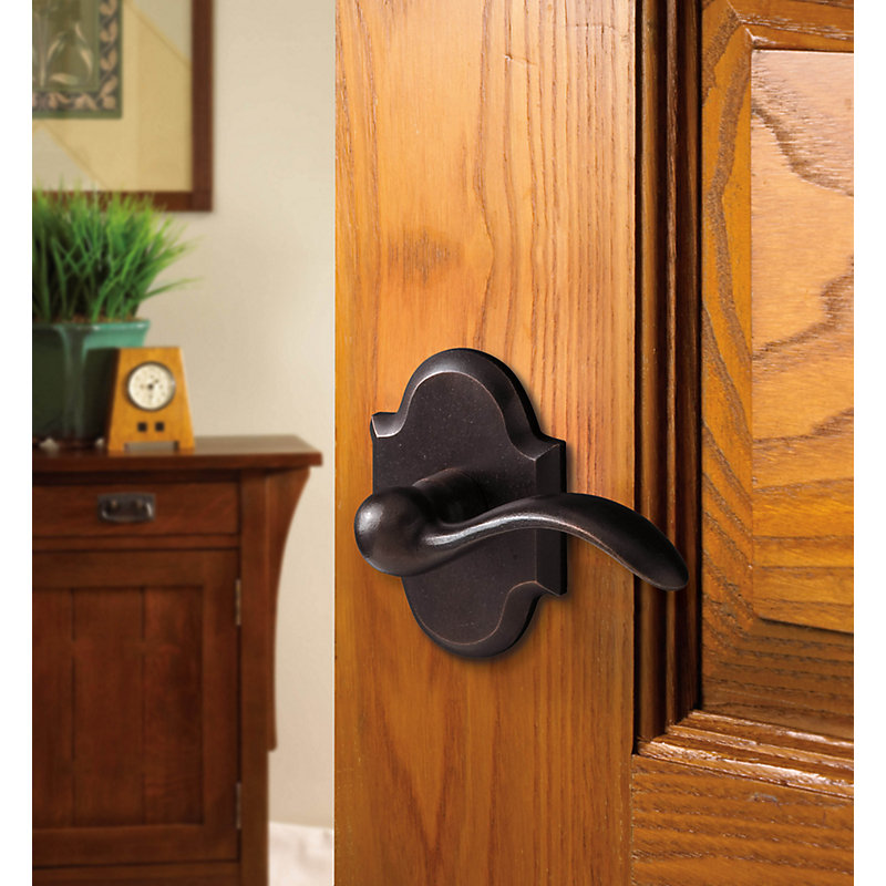 Beavertail Privacy Door Lever with R030 Rose, Oil Rubbed Bronze
