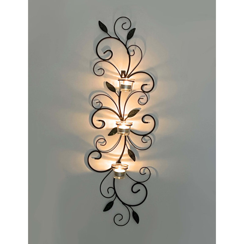 WALL LIGHT