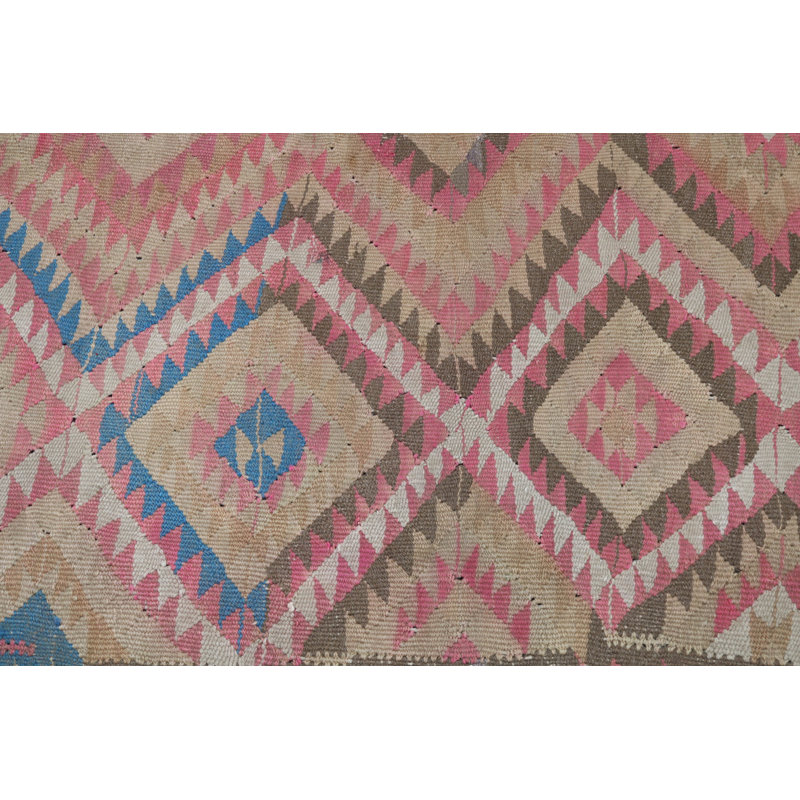Ce tapis de couloir coloré en kilim fait à la main offre un style bohème éclatant à tout couloir