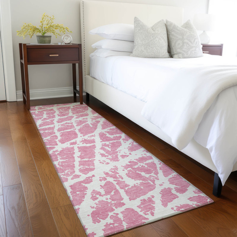 Kyrie Abstract Indoor / Outdoor Rug, Runner 2'3" x 7'6"