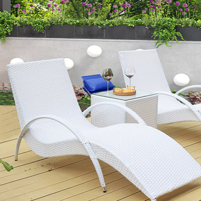 Outdoor Chaise Lounge Outdoor Chaise Lounge Set with Table