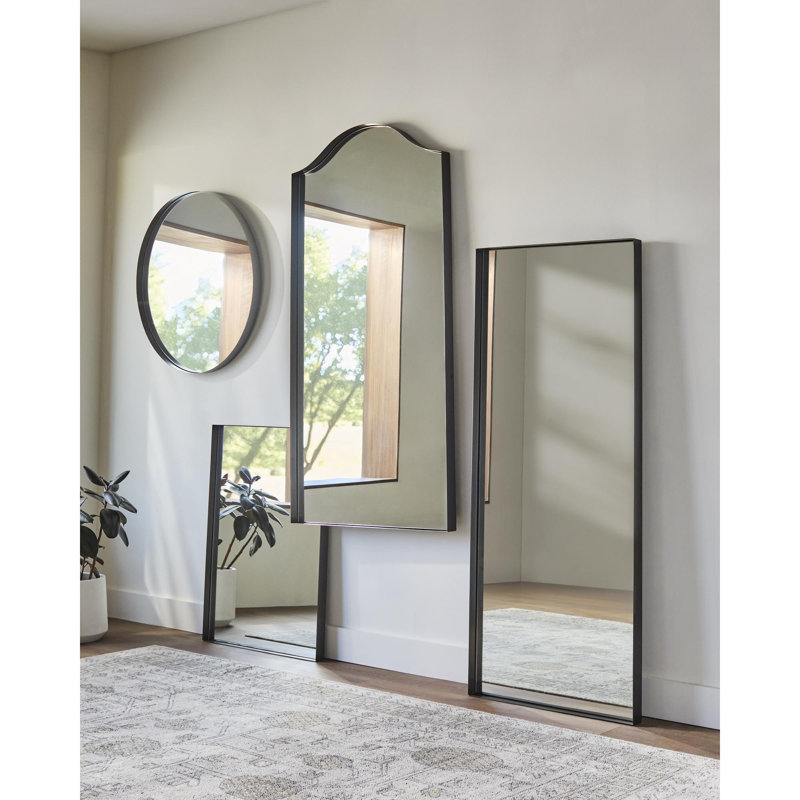 Amvria Arch Brass Mirror
