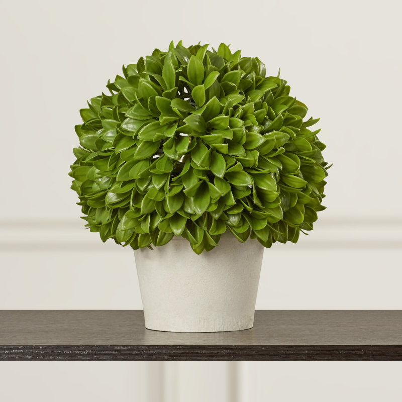 Boule de feuillage vert artificiel Kinswood, H 10 pi x l 8 po x P 8 po