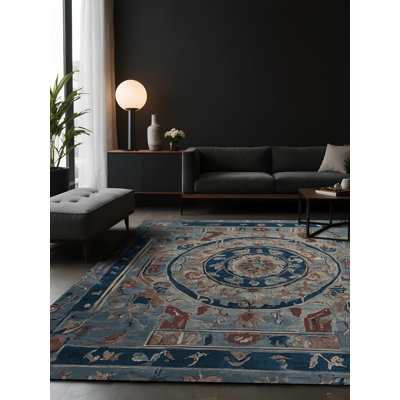 Tapis gris soyeux et moelleux