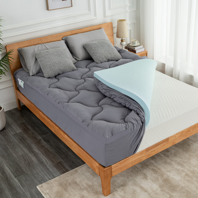 Macdougal 3'' Gel Memory Foam Topper + 1'' Quilted Mattress Cover Set, King
