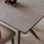 Table de style nordique moderne et minimaliste wabi-sabi-109324848