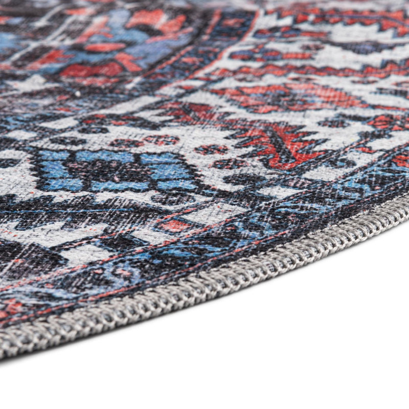 Guynn Chenille Oriental Indoor Rug, Round 7'3"