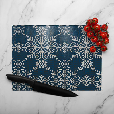 Knitted Pattern Of White Snowflakes Dining Glass Chopping Board