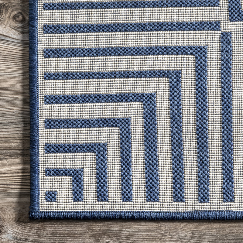 Indoor / Outdoor Area Rug, Rectangle 152 x 244cm