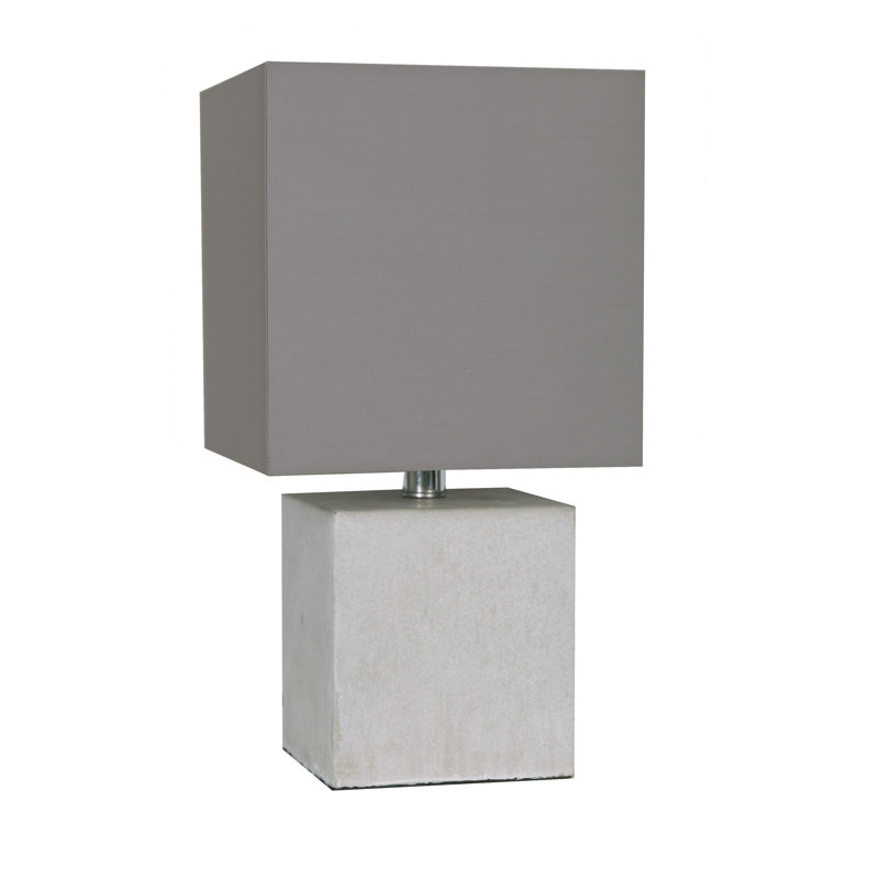 Lampe de table en béton Cezarina