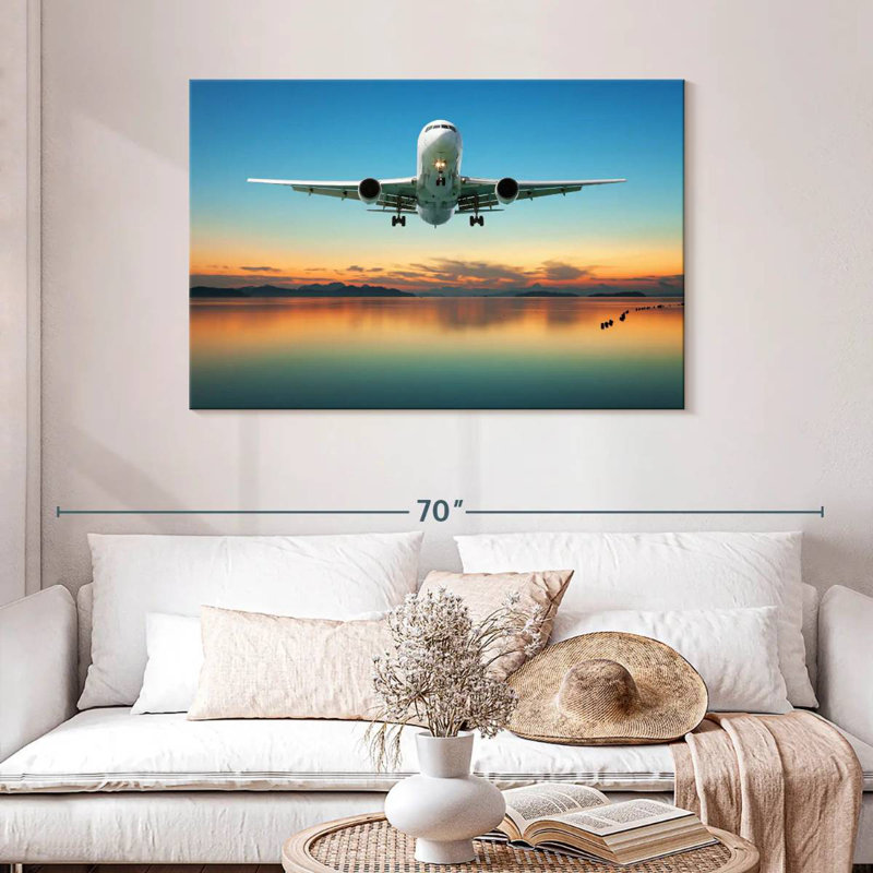 Premier avion Mehar, H 30 po x l 45 po