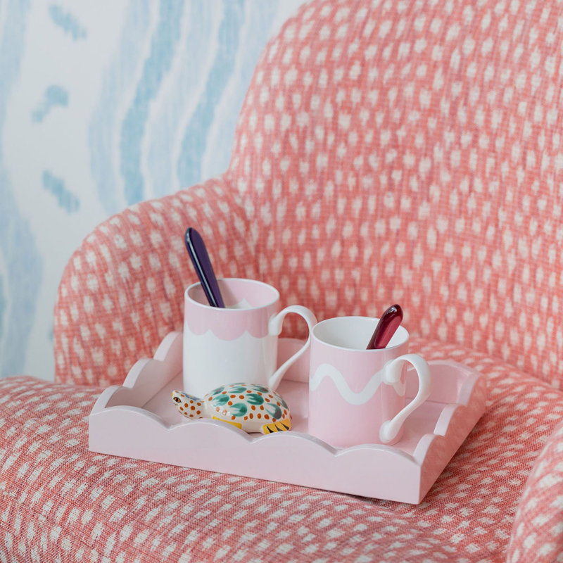 Petit plateau festonné laqué, Rose pâle
