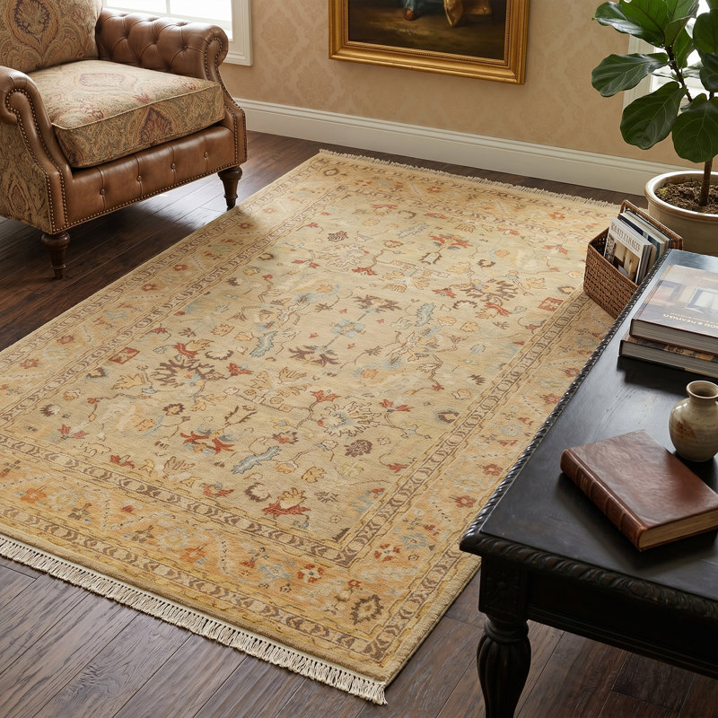 Timeless Faded Oushak Area Rug (Beige)