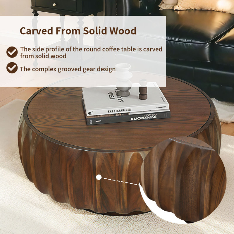Table basse ronde en bois massif sculpté
