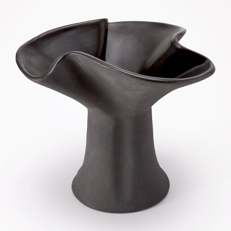 Eloise Bowl, Raw Noir