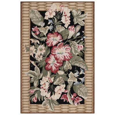 Hogle Hand Hooked Wool Floral Rug