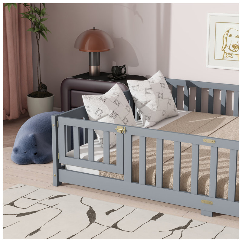Inspirit 63.1" 63.1" W x 81.8" D x 17.5" H Queen Size Grey Rubber Wood Floor Bed, Gray, Queen