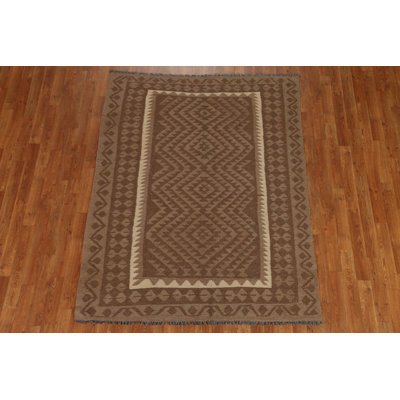 Tapis brun tissé à la main Kilim 5 x 6