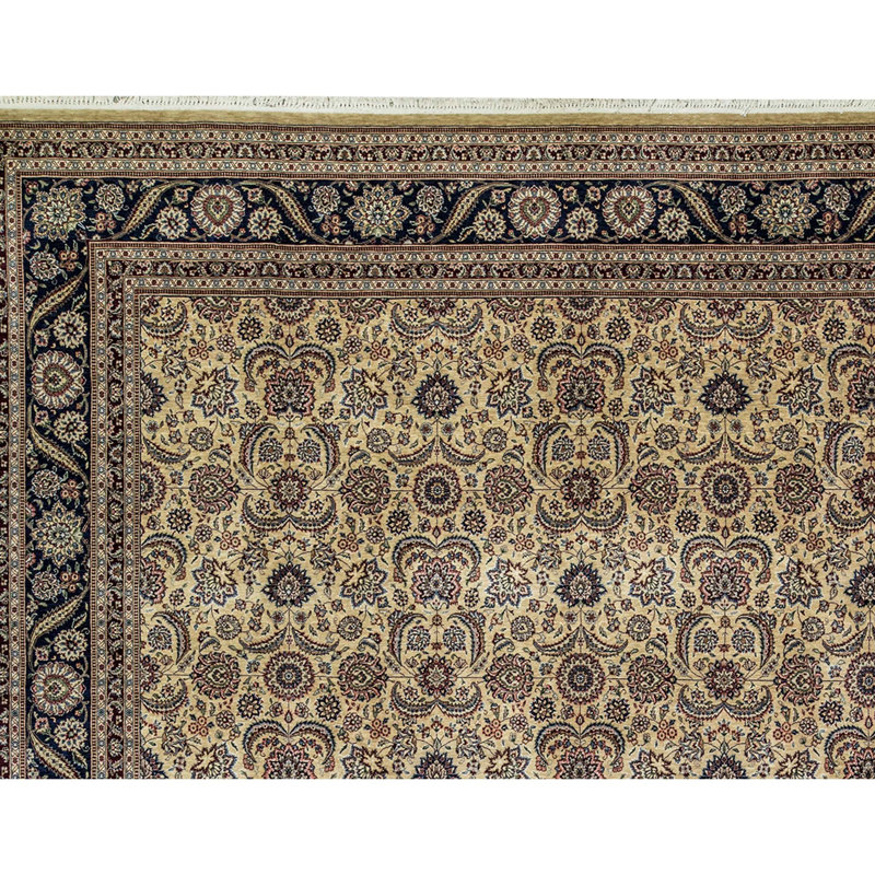 Manchuria Wool Southwestern Area Rug in Beige/Black