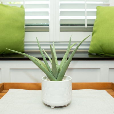 Feuillage artificiel en pot