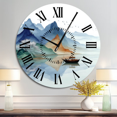 Horloge murale rustique en métal représentant un paysage serein avec des pêcheurs en montagne brumeuse