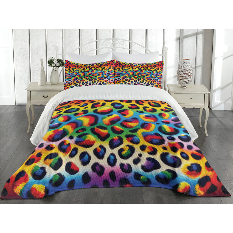 Polyester Animal Print Coverlet, Queen Coverlet + 2 Standard Shams
