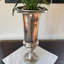 Vase argenté, 24,75 pouces