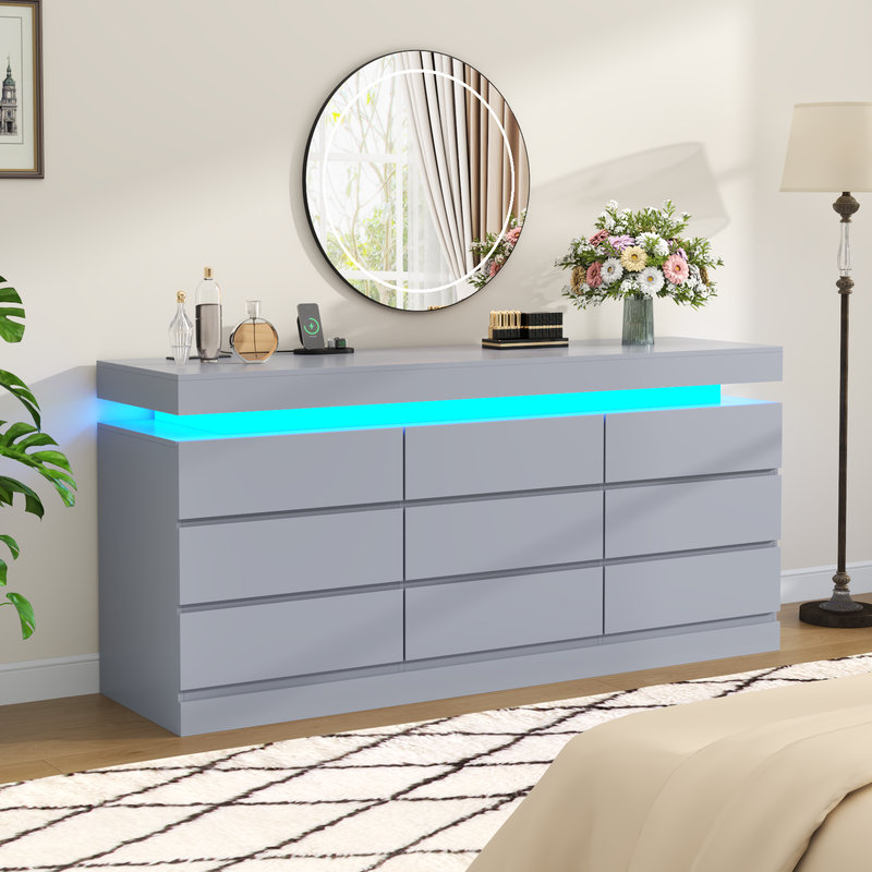 Commode 9 tiroirs pour chambre à coucher avec station de charge et lumières DEL, Gris
