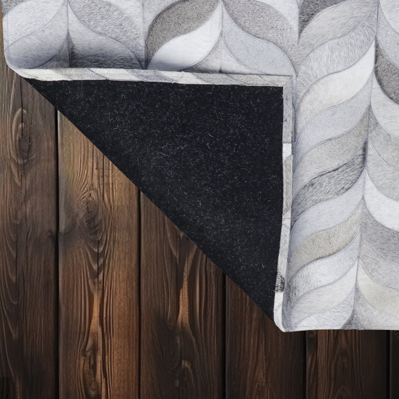 Tapis géométrique moderne en peau de vache gris et beige, Rectangle 9 pi x 12 pi