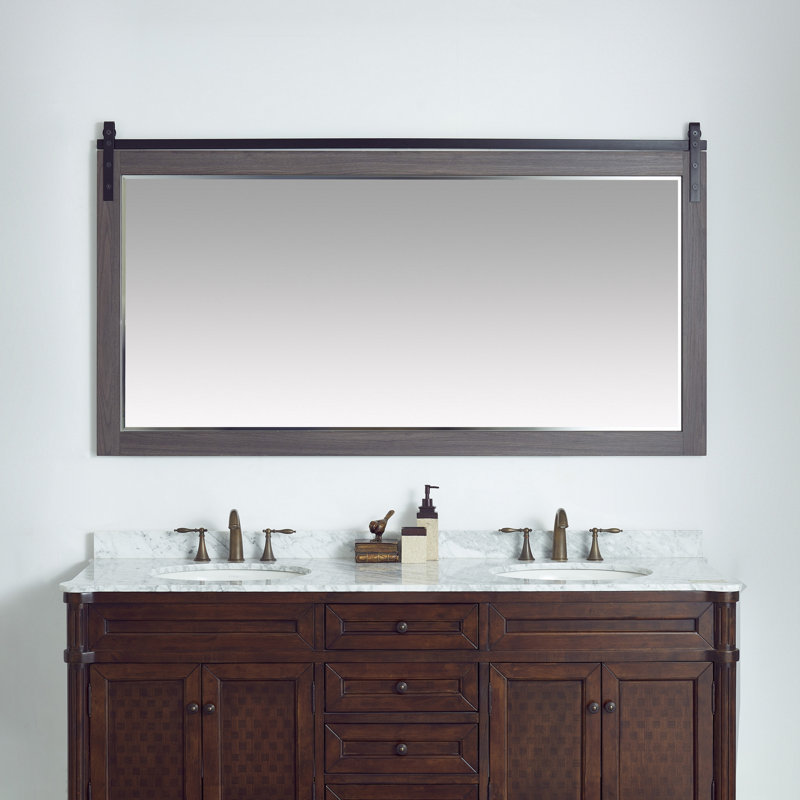 Miroir de salle de bain mural Karamfila, Chêne Suleiman, 39,4 po x 72 po