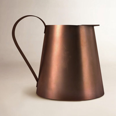Calandra Pitcher