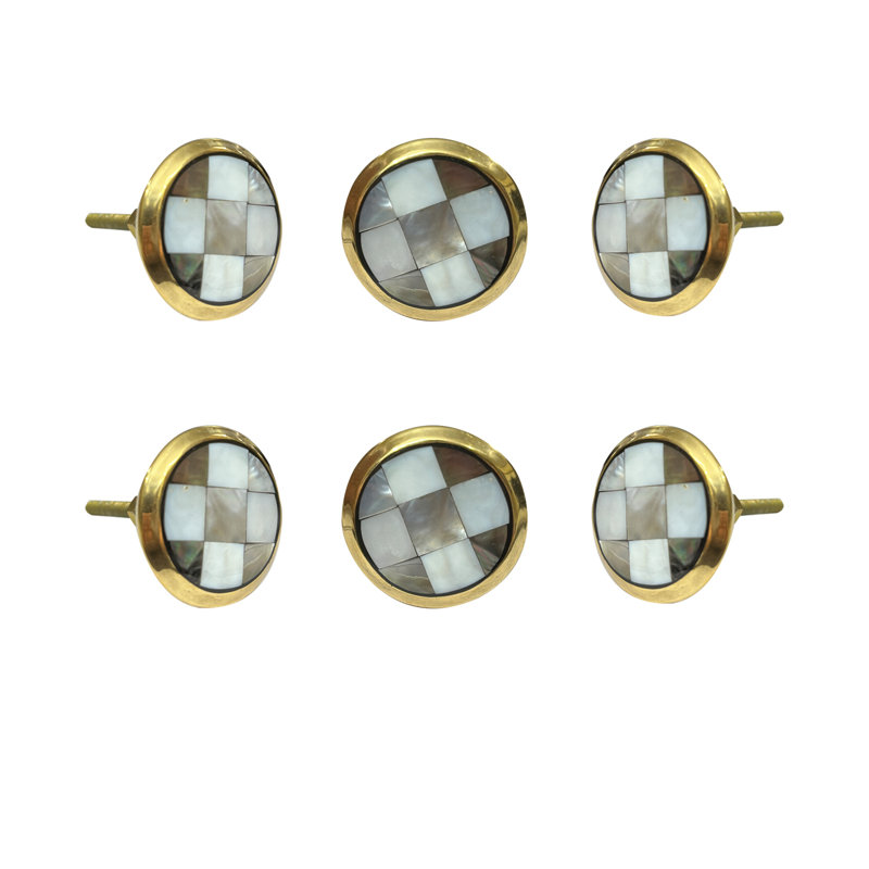 1.5" Diameter Checkered Knobs