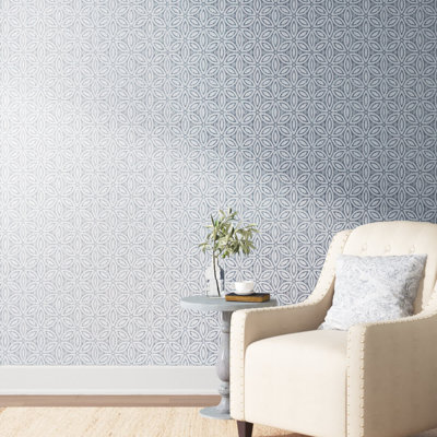 Arieke Peel & Stick Floral Roll