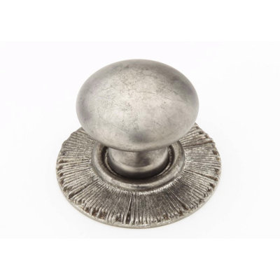 Schaub Sunburst 1-1/4" Round Cabinet Knob