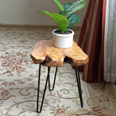 Table de bout à 3 pieds Maude