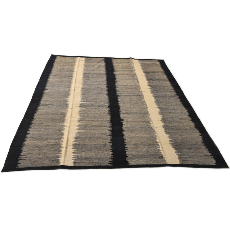 Tapis noir Newsom
