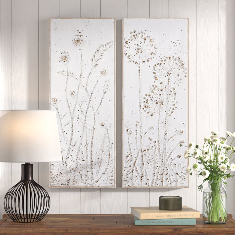 Wood and Metal Wall Décor with Flowers