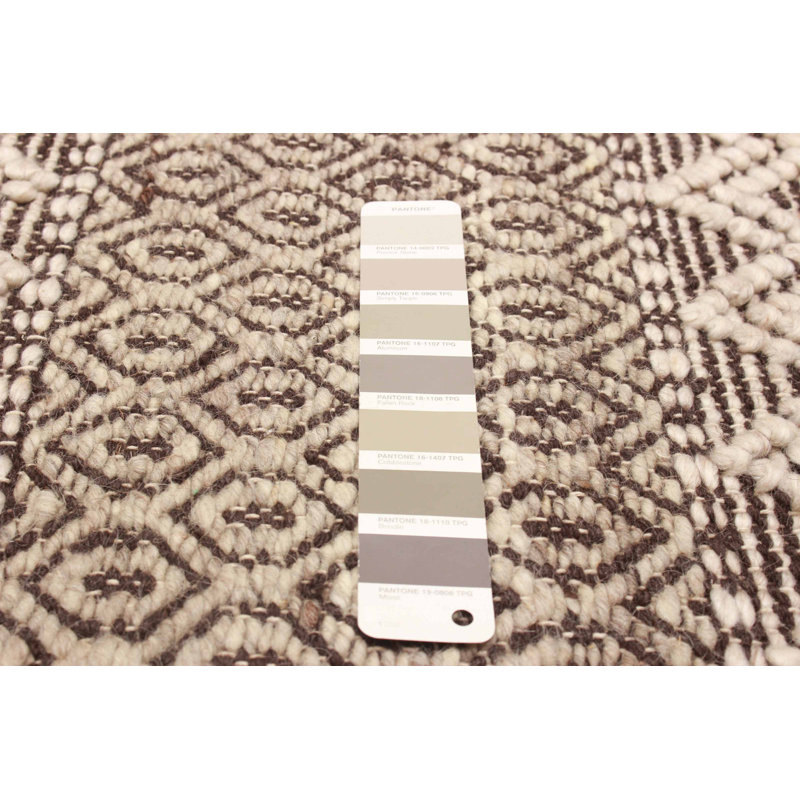Tapis taupe Sienna 5 pi 2 po x 8 pi 4 po