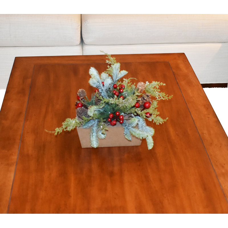 Baies rouges mixtes 15 po dans un pot en bois 15 po