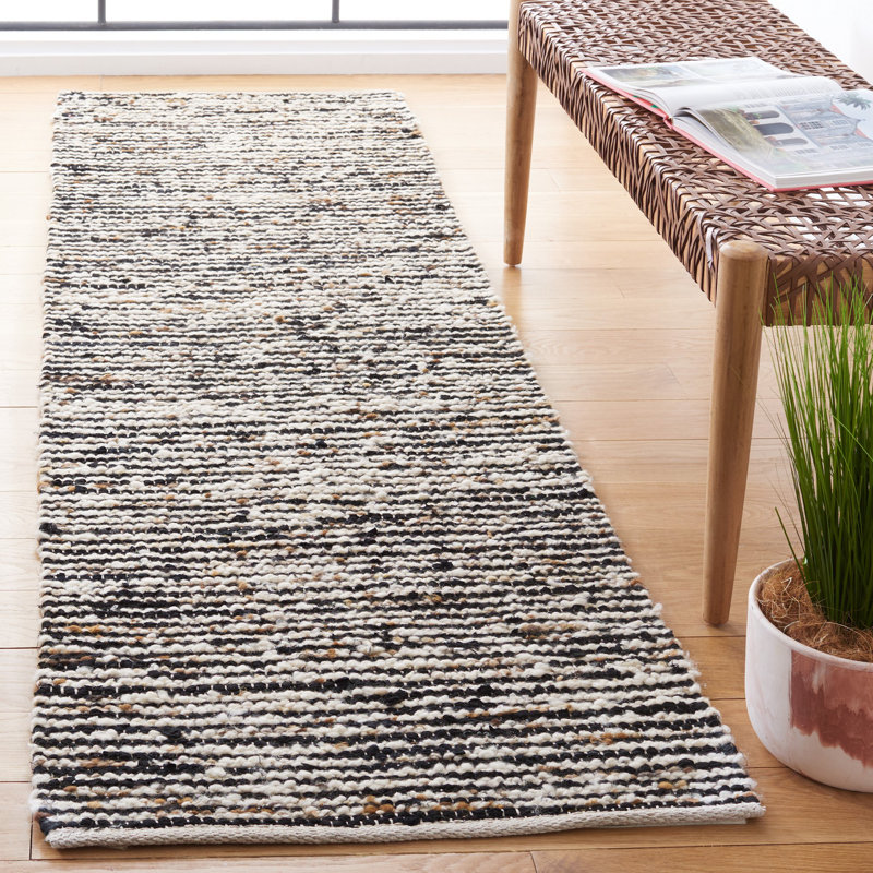 Jeanann Flat Weave Wool/Cotton Rug in White/Black, Runner 2'3" x 8'