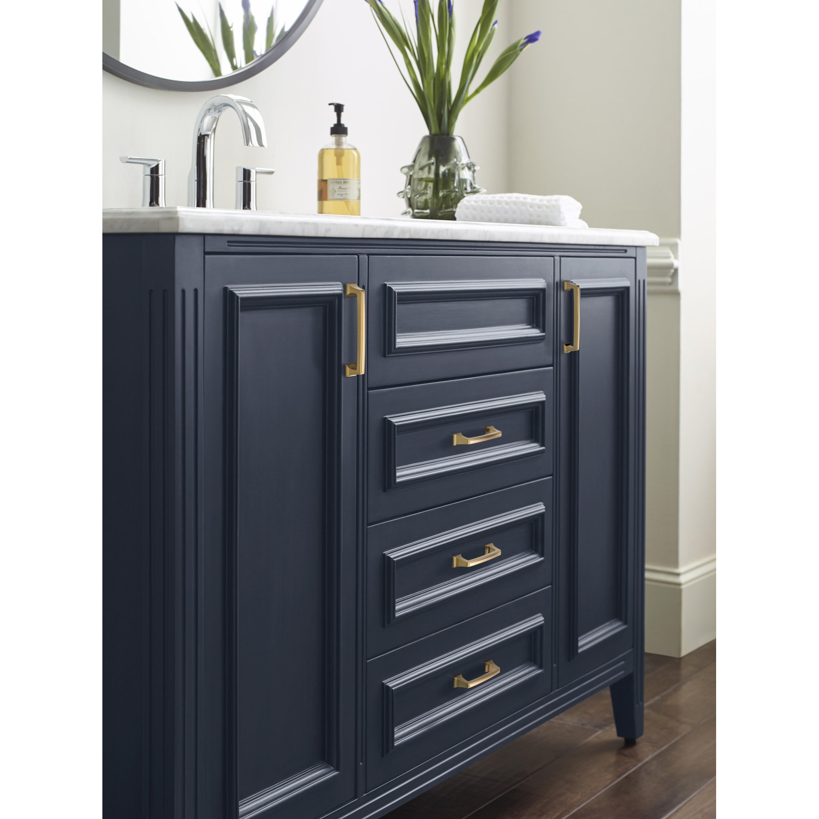 Mulholland Bar Cabinet Pull, Champagne Bronze, 5.0625"